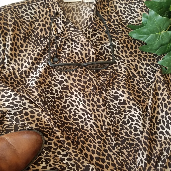 Christie and Jill Tops - Vintage Cheetah print plus size blouse sz 18W